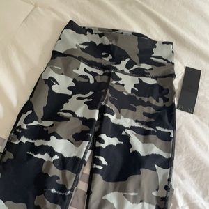 NWT Mono B camp leggings